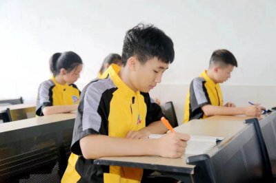 2022꣬ΪɫԼ