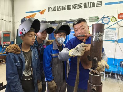 ѧ�纸һ��ѧ�Ѷ���Ǯ������������ѵ�շ����飡